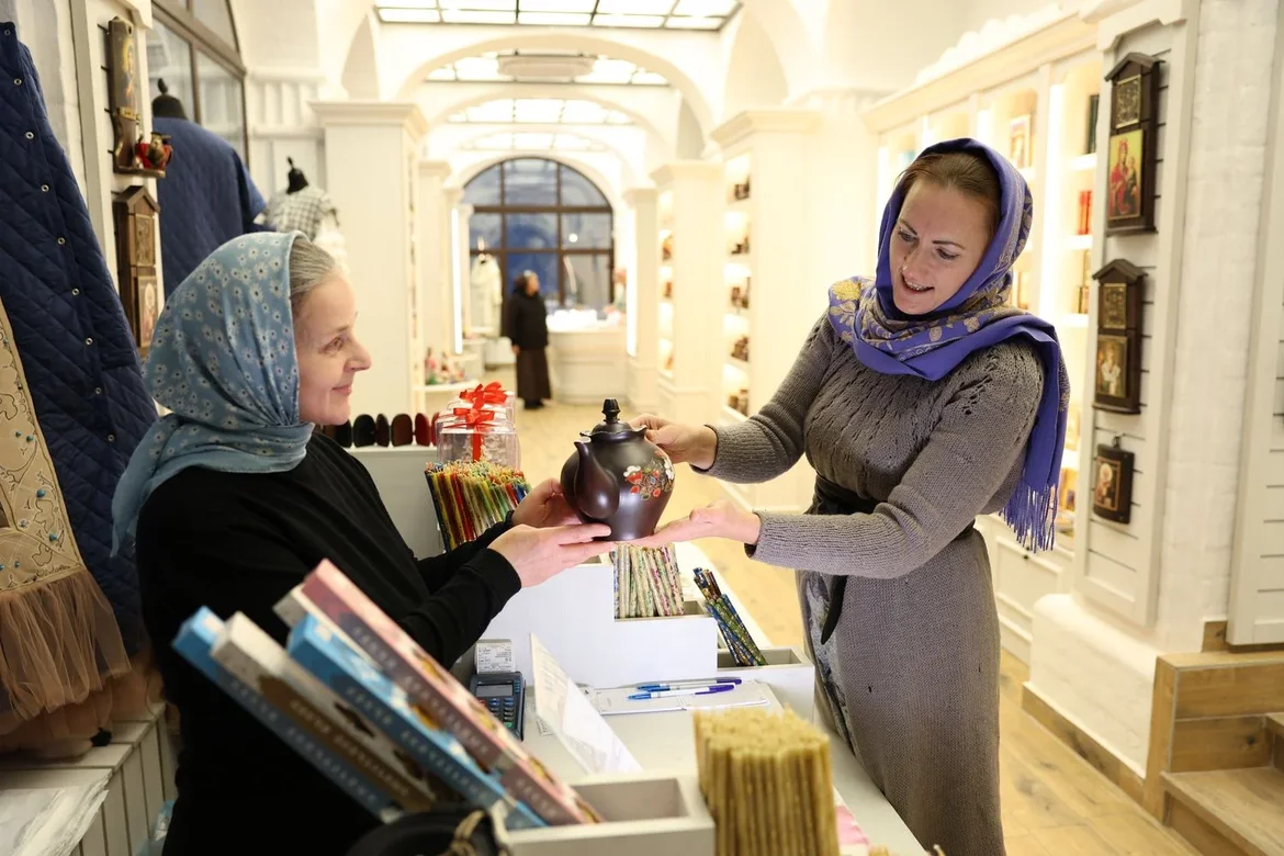 Монастырская лавка